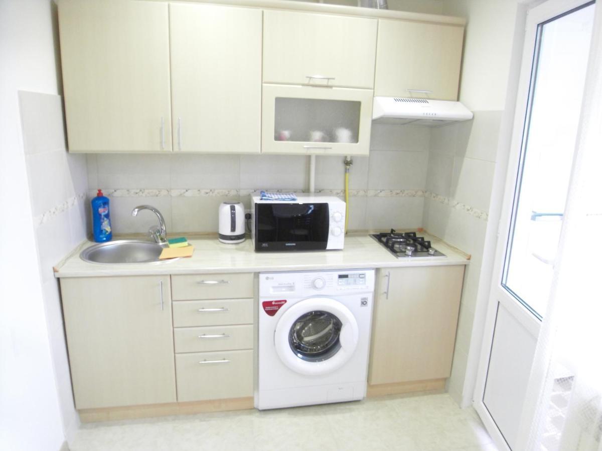 Modern Apartment 키시나우 외부 사진